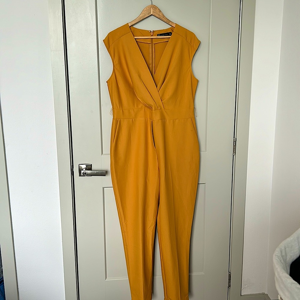 Marigold NY & Company jumper